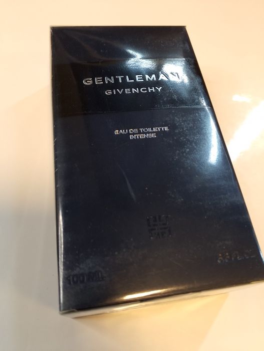 Givenchy gentleman EDT Intense