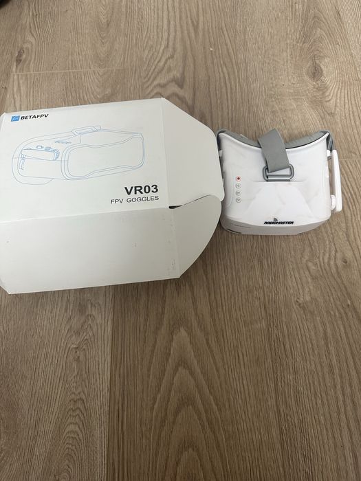 BetaFPV VR03 FPV Goggles – FPV шлем с записью на SD карту - Dron-Shop