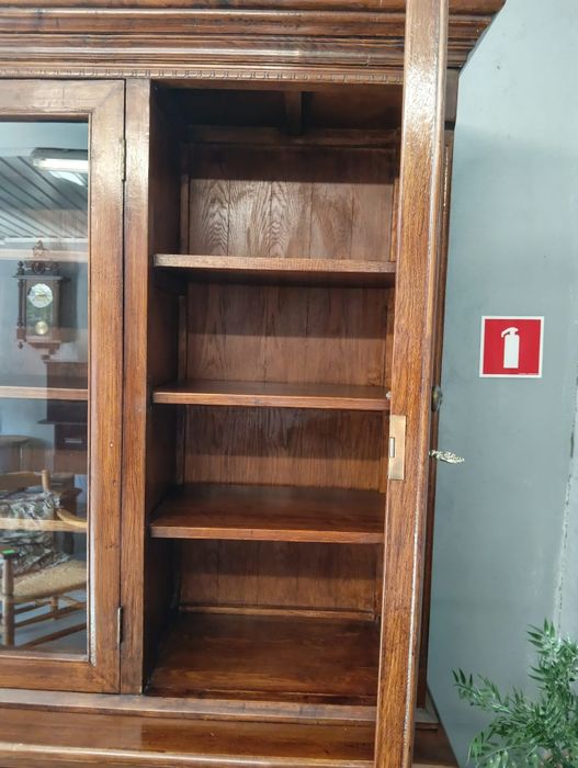 Biblioteka drewniana