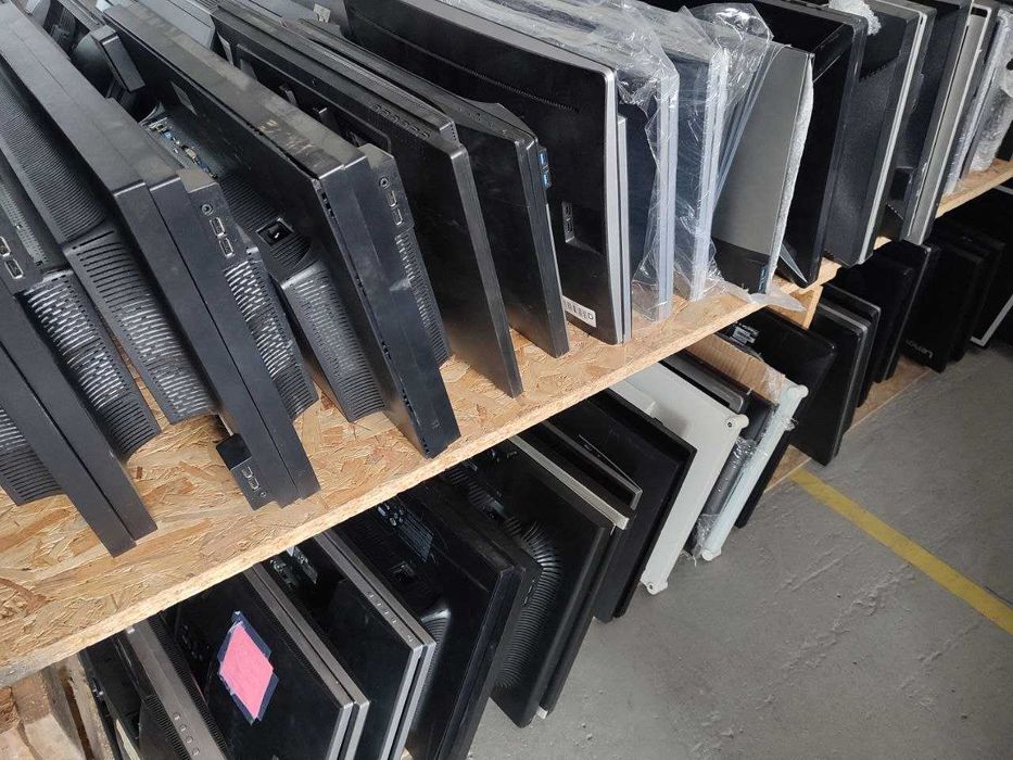 Дефектні Монітори (22-24 дюйми)