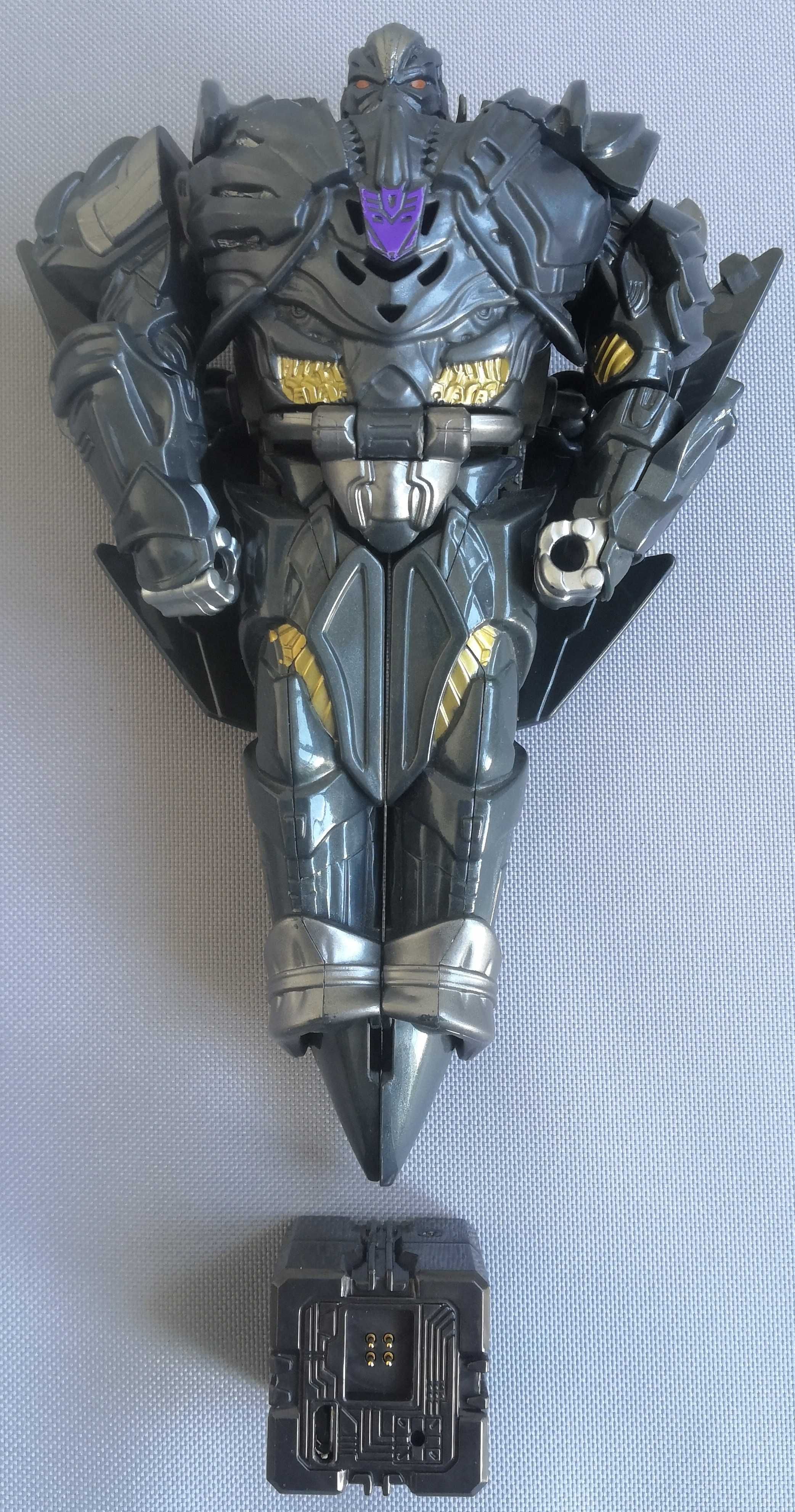 Transformers All Spark wraz z wszech iskrą firmy Hasbro