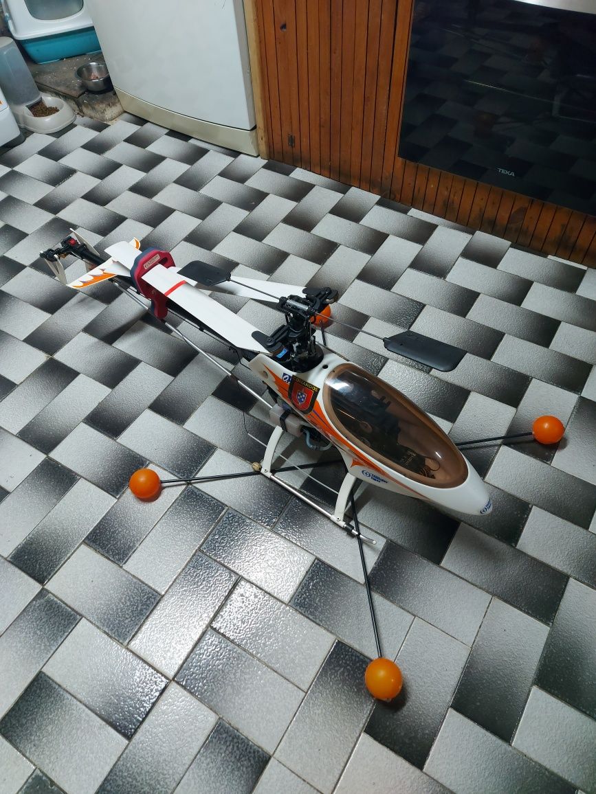 Raptor 30 como novo