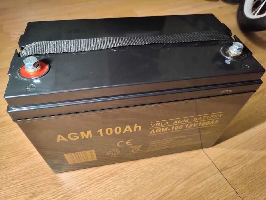 Продам AGM акумулятор Volt Polska VRLA AGM 12V 100Ah