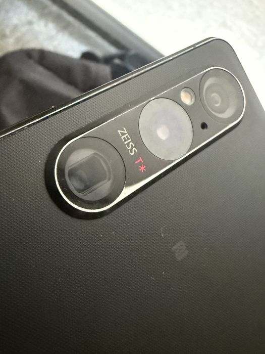 Sony xperia 1v  XQ-DQ54