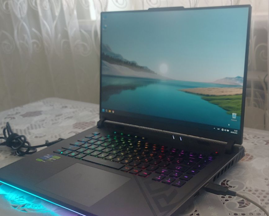 ноутбук Asus rog(і9,64,rtx4070,1tb) для всіх ігор