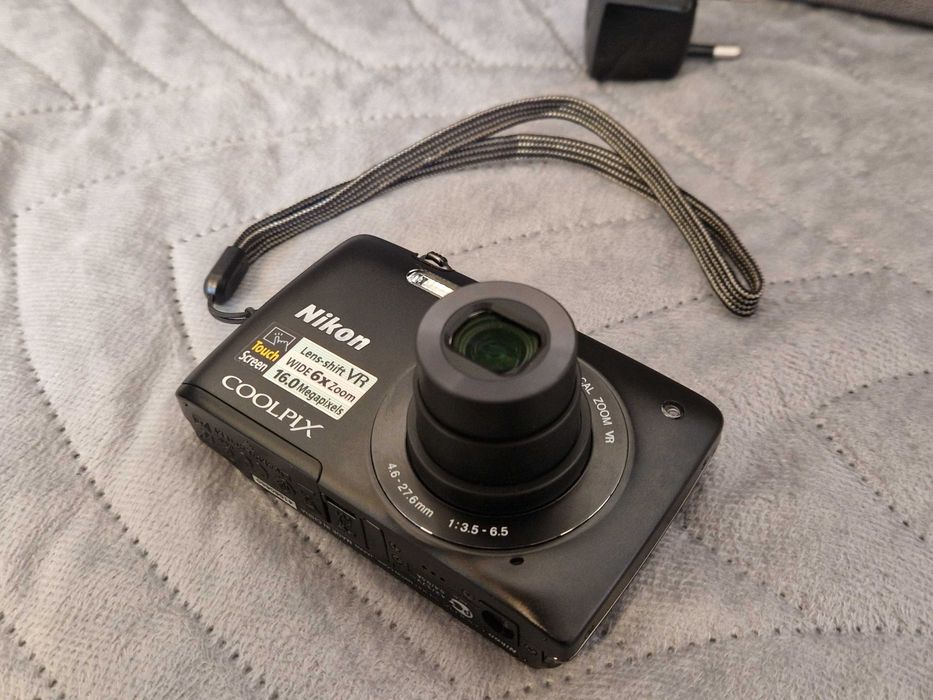 Aparat kompaktowy Nikon Coolpix S 4300 z Dotykowym Ekranem Stan Ideał