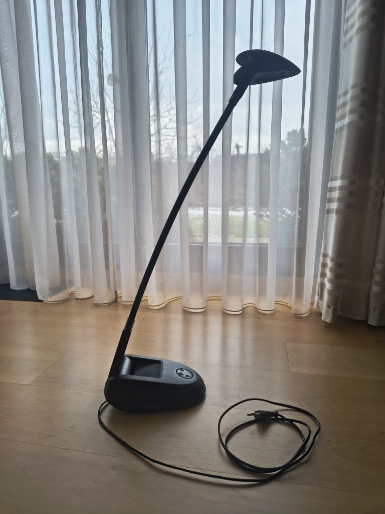 Lampka biurkowa Bertone