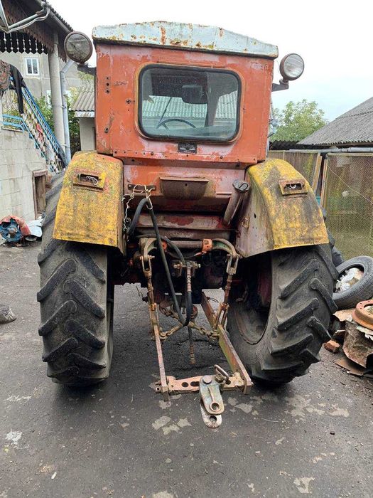 продам задній міст-коробку трактора т-40