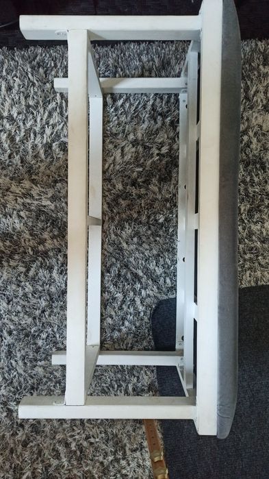 Банкетка, лавочка, підсумочниця