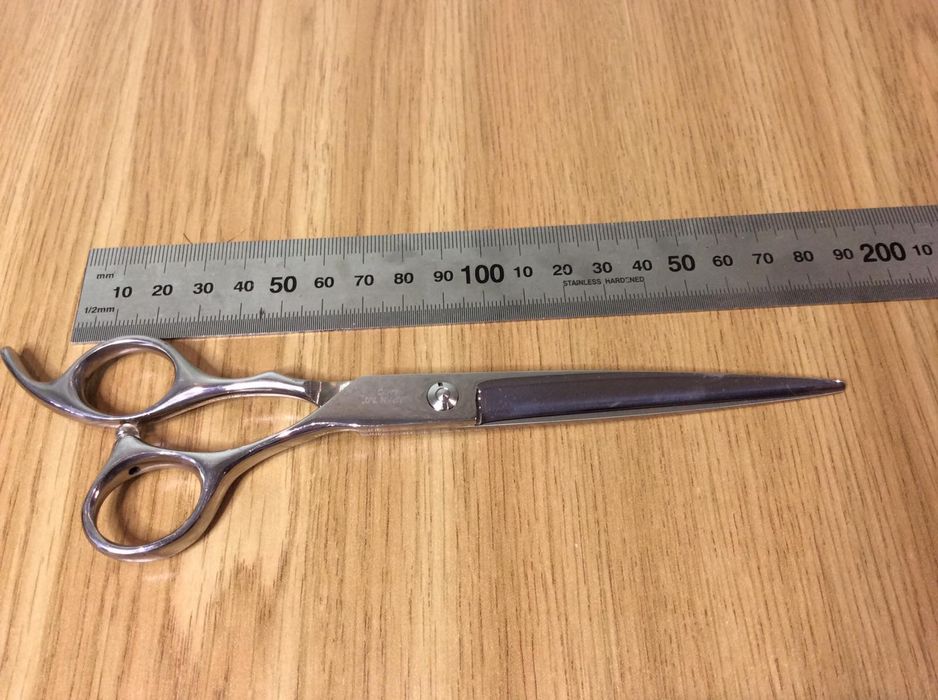Ножницы парикмахерские  Япония  сталь 440С  7"