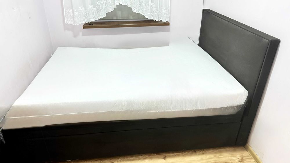 Łóżko sypialniane 140x200