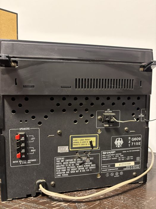 Wieża SHARP + 4 glosniki BOSE stan dobry !