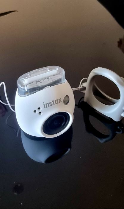 Fujifilm Instax Pal + capa como nova!
