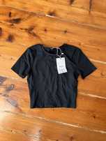 T-shirt preta Zara tamanho XS
