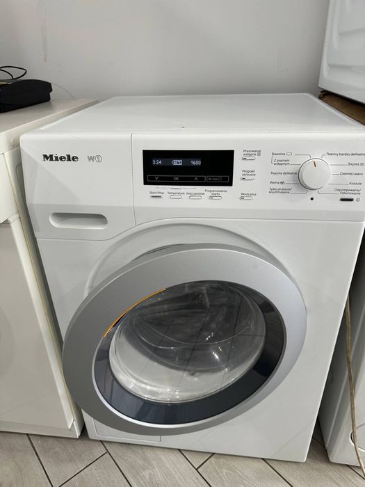 Пральна машина Miele W1 привезена з ЄС