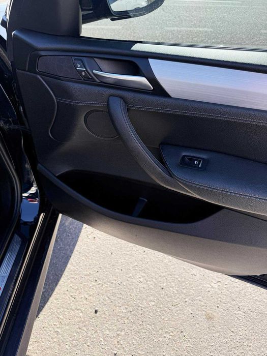 Официальный BMW X3 M-Paket 2.0 дизель 2017 год (MAXIMAL)