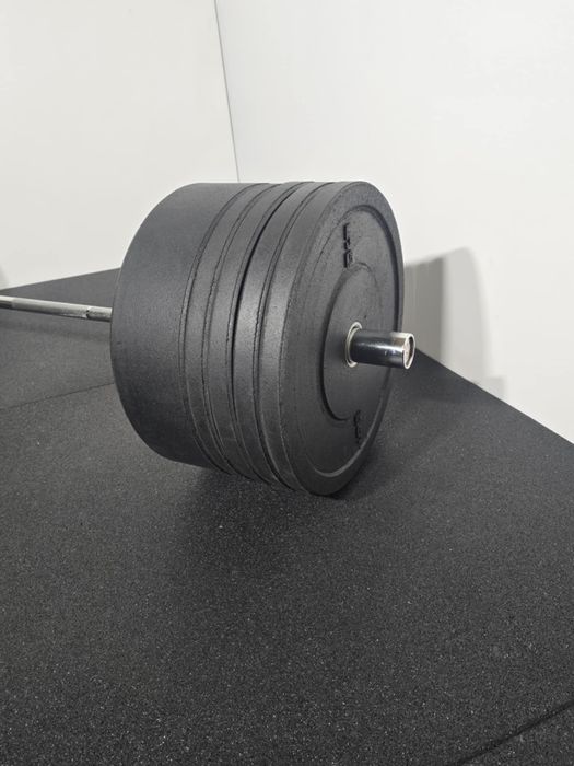 Sztanga 200 cm.+ Bumpery 80 kg.