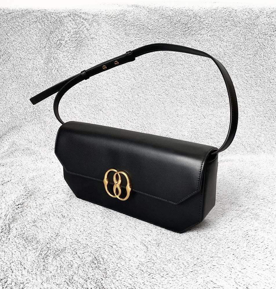 torebka na pasku Bally model Emblem Folio nowa z workiem skóra czarna