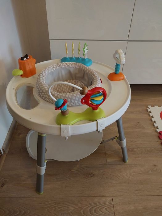 Skoczek skip hop siedzisko zabawka chodzik centrum aktywnosci obrotowe