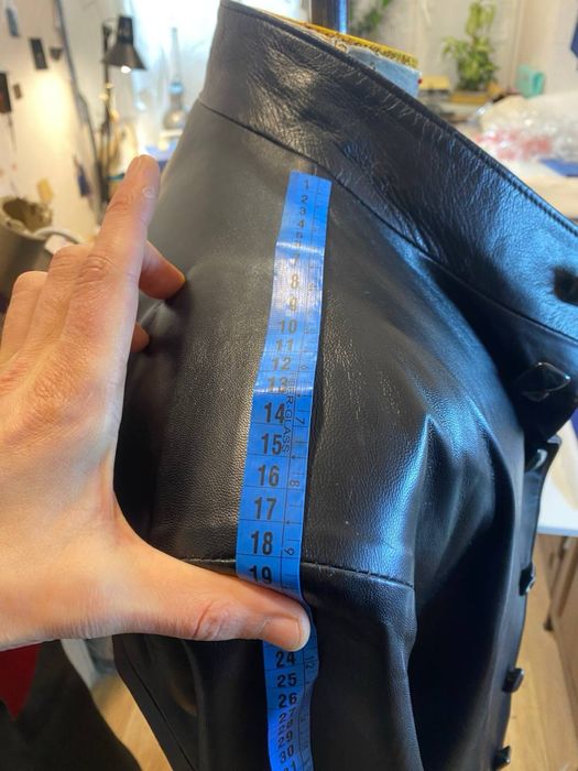 Шкіряний плащ чоловічий