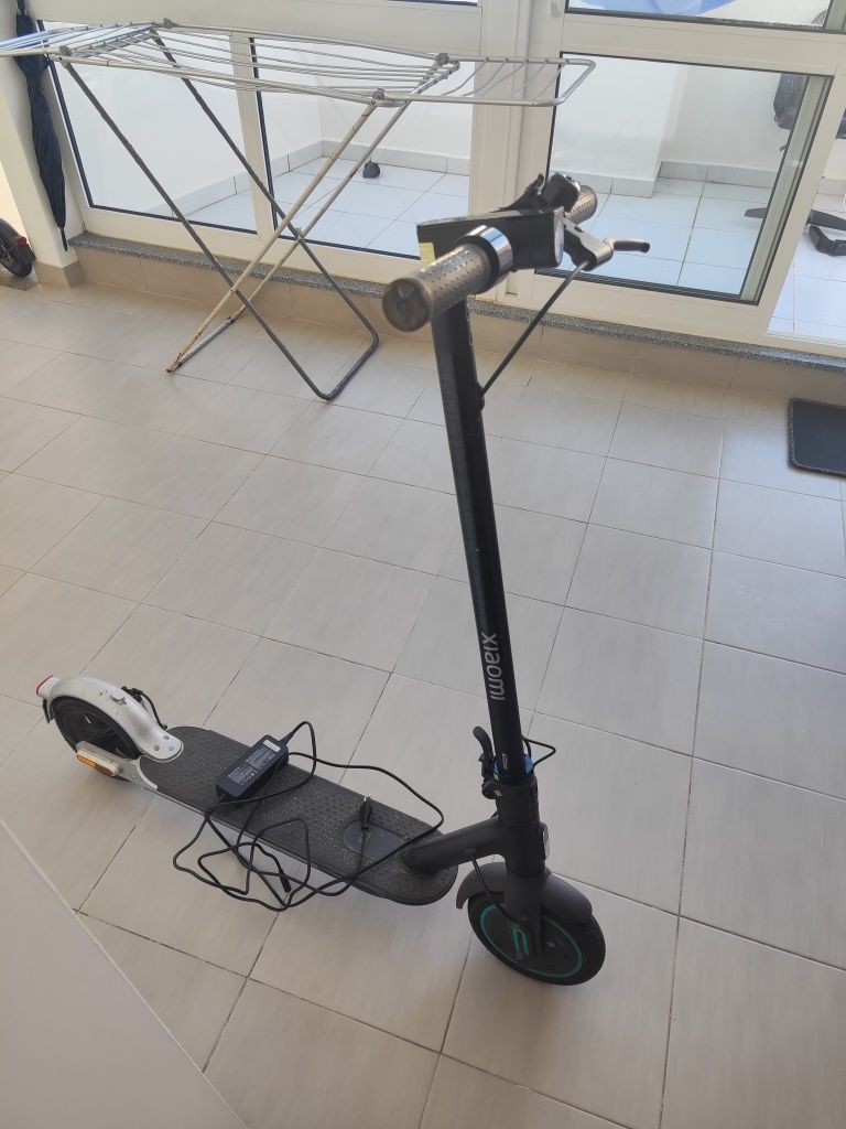 Mi Electric scooter pro2 Mercedes-AMG