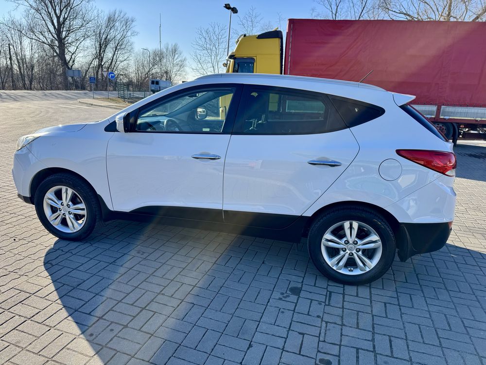 Hyundai ix35 2012р 1,7D I покоління 289км