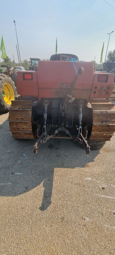 Trator de Rastos FIAT 665C
