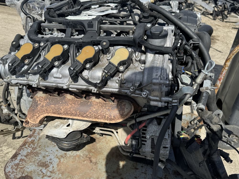 Двигун мотор Mercedes w164 W221 w211 w219 M273 5.5 бензин