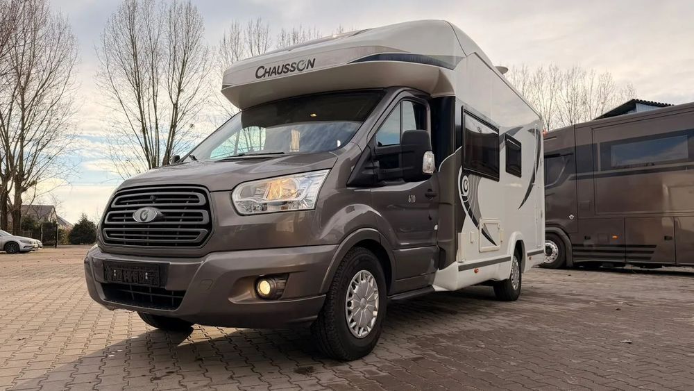 Chausson 610  Bardzo zadbana półintegra, po serwisie , doposażona , gotowa do jazdy