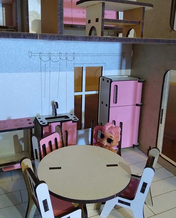 Будинок для ляльок LOL, 60 см, з терасо, меблями, шухлядкою з хдф