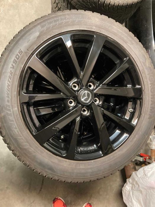 Koła zimowe alu Mazda jak nowe 215/55 R18, czujniki