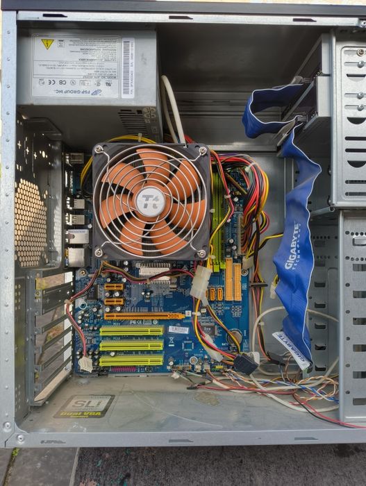 Системный блок Phenom X3 8450 2,1 GHz sAM2+ Tray