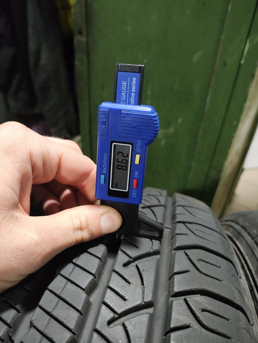 Шини резина всесезон 225/65 R17 Goodyear Assurance