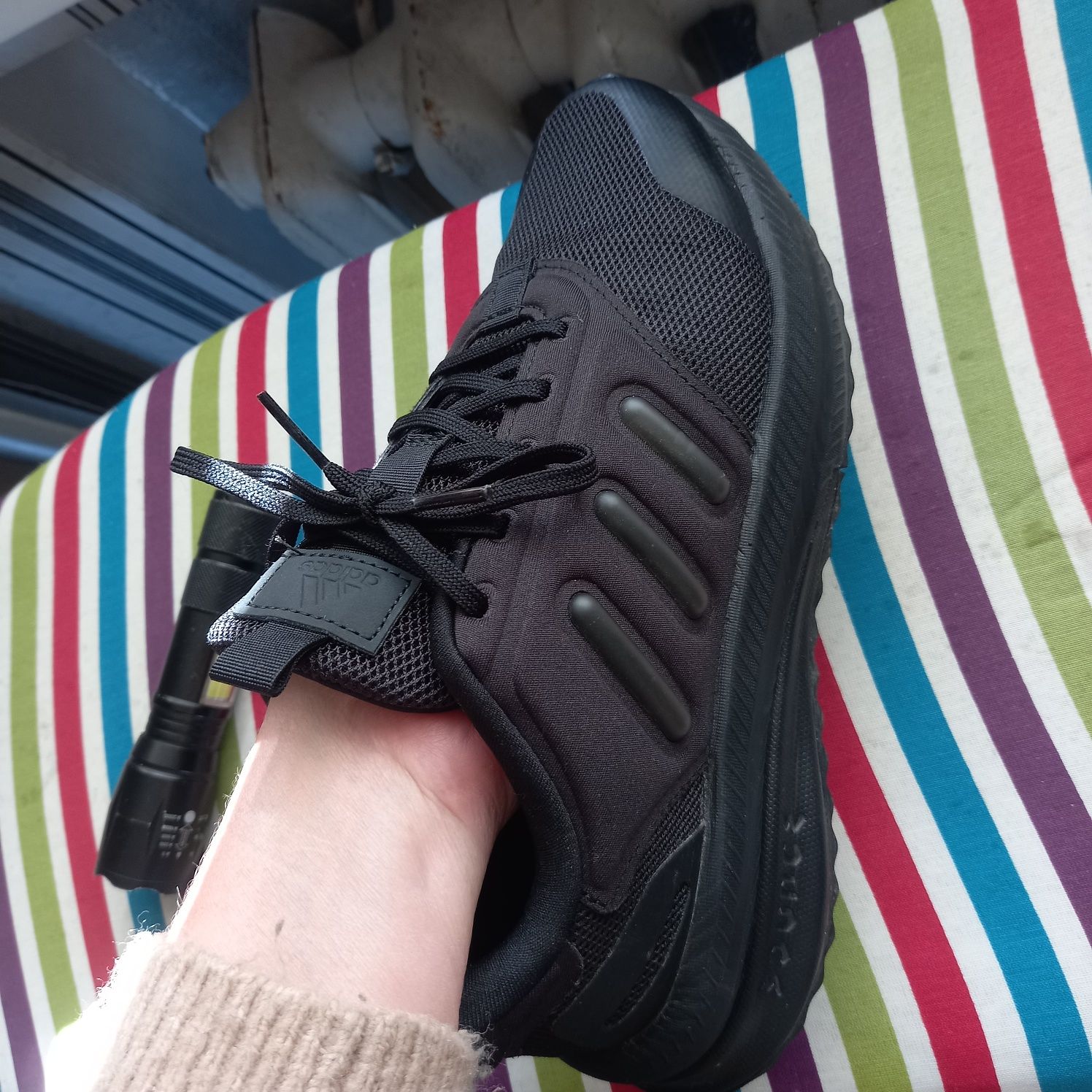 Adidas кроссовки