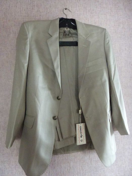 Костюм чоловічий 44р.Турція