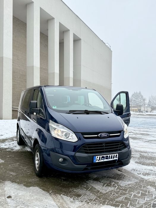 Ford Transit Custom 2013 9-cio osobowy