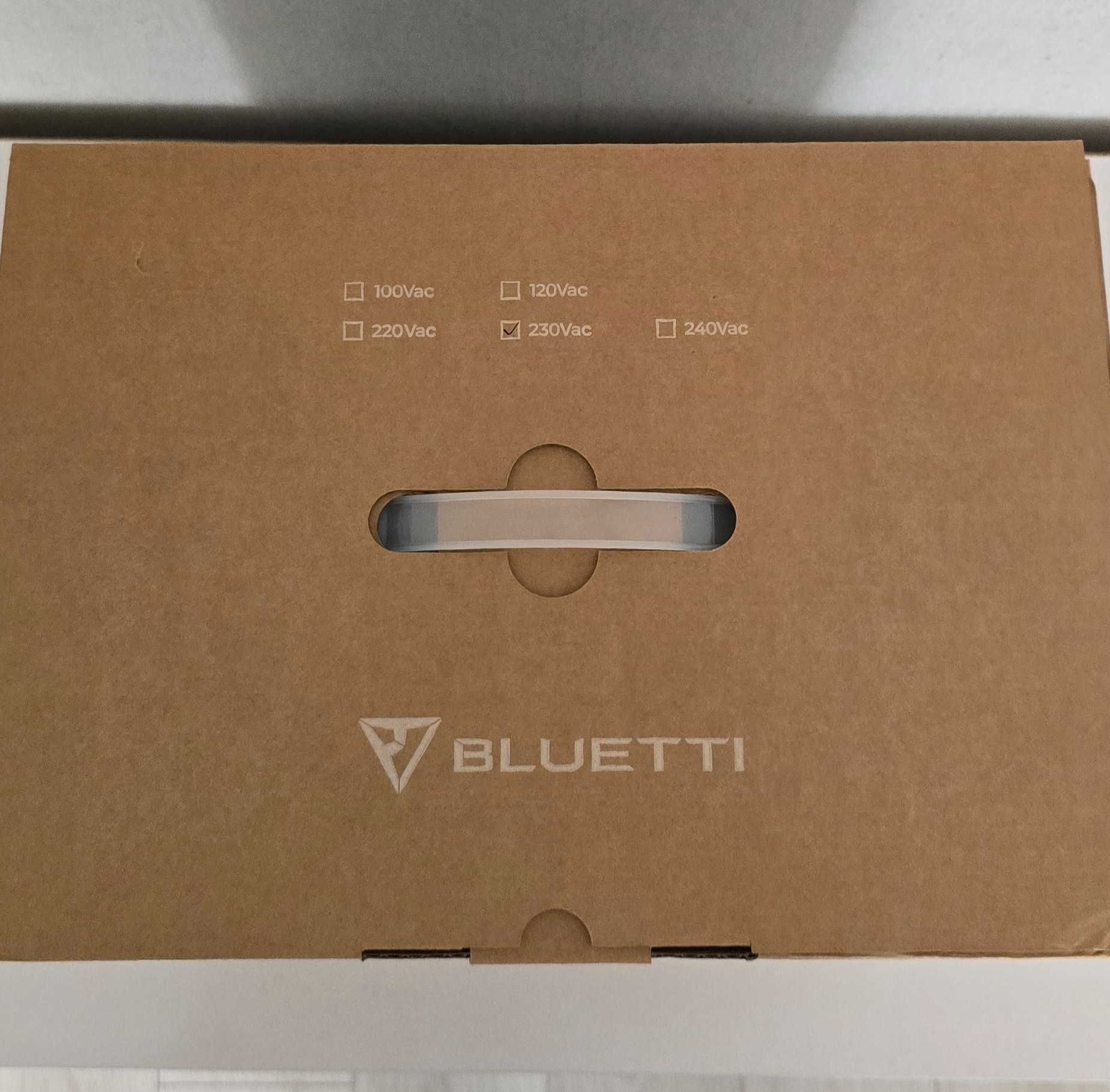 Зарядна станція Bluetti AC70