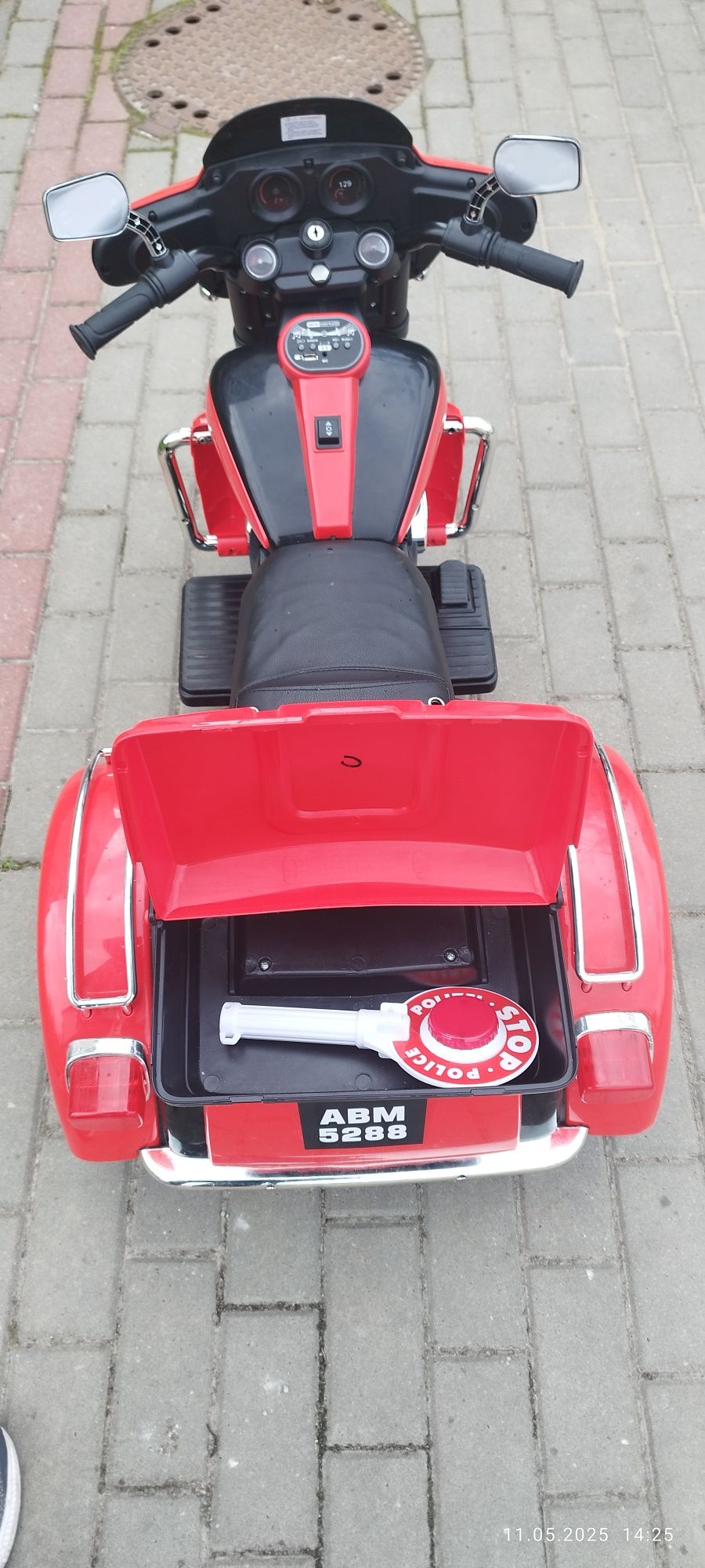 Motor trójkołowy na akumulator