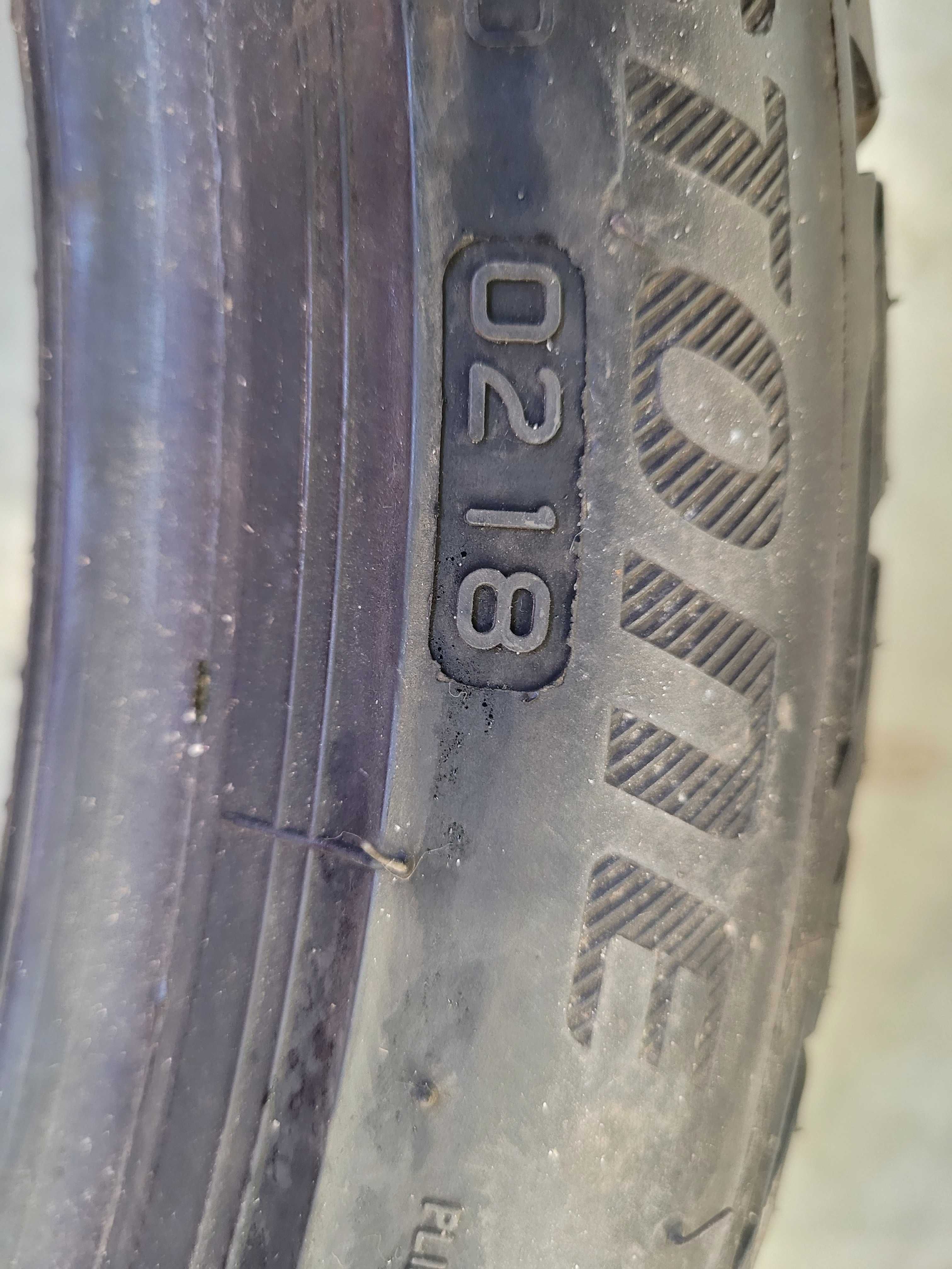 Opony Bridgestone 215 / 40 18  lato 2 sztuki