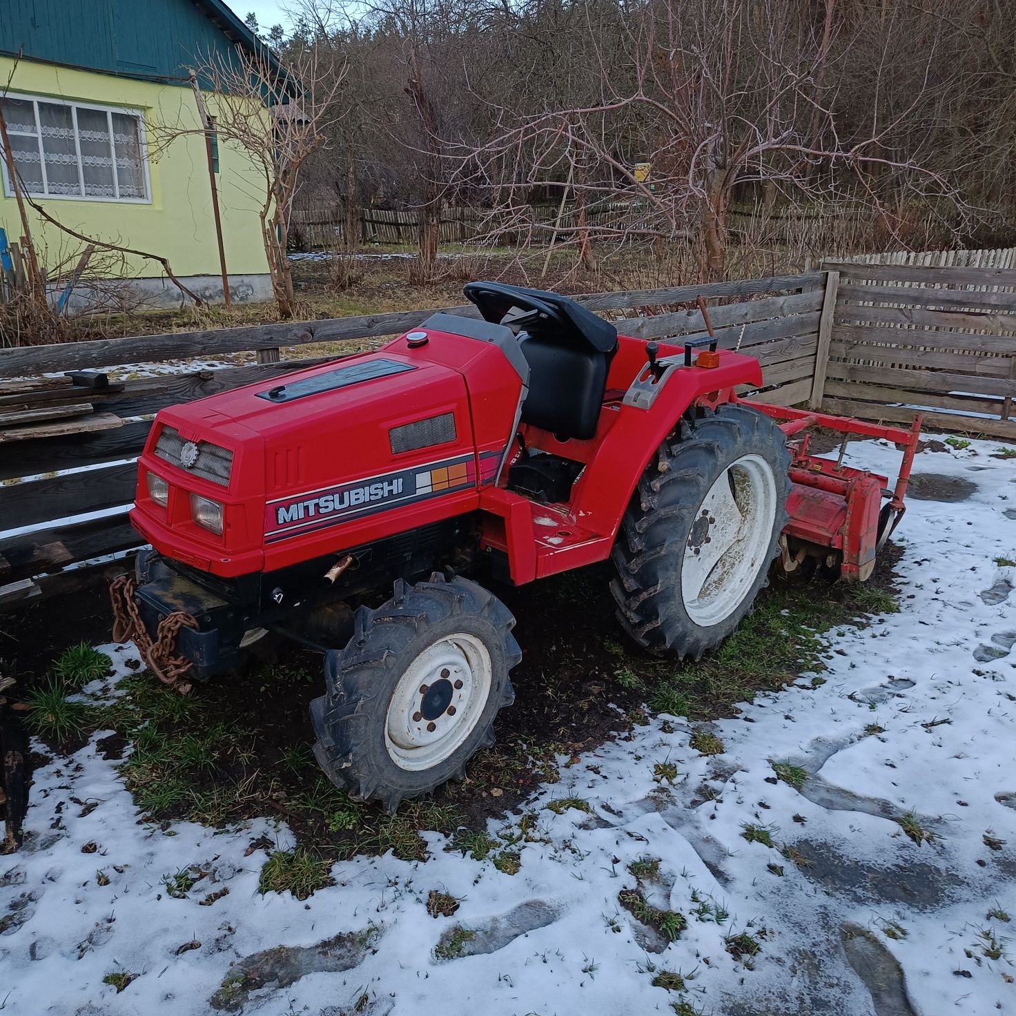 Міні-трактор Mitsubishi MT20