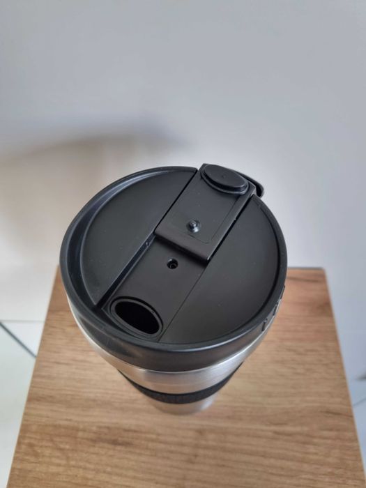 NOWY Kubek termiczny DELONGHI / pojemność 470 ml / stal nierdzewna