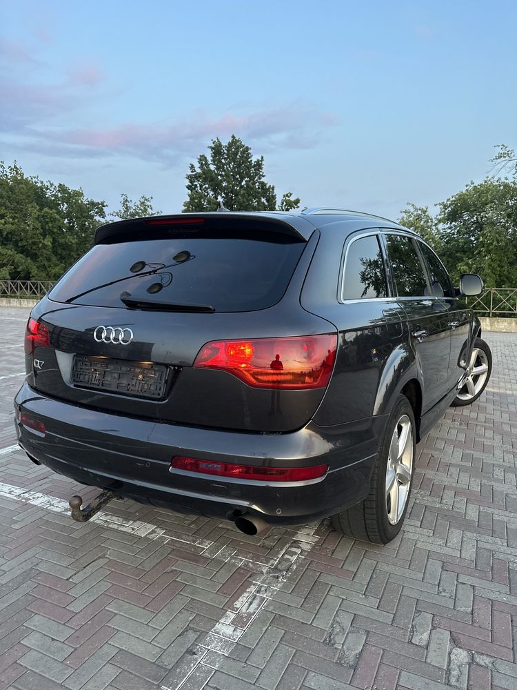 Ауди Q7 3л дизель