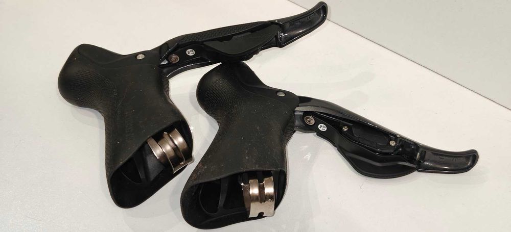 Klamkomanetki SHIMANO Ultegra Di2 ST-6770 - Komplet