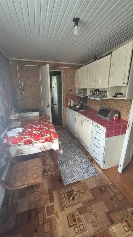 Продам окремий будинок , в р-ні Міської лікарні