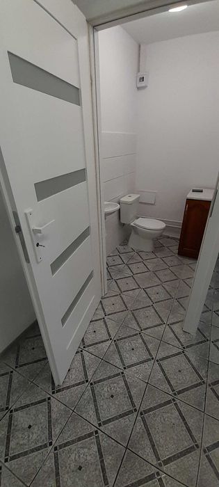 Pomieszczenie do wynajęcia - Trawniki - sklep biuro usługi