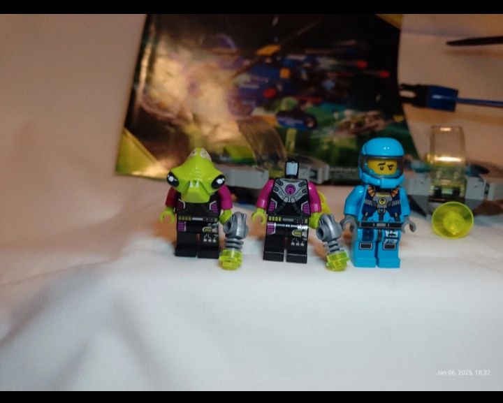 LEGO alien conquest 7067