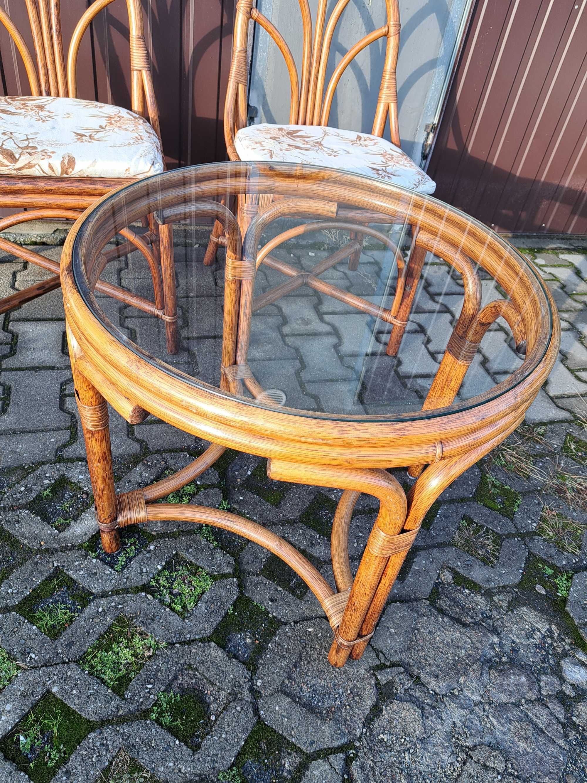 Zestaw rattanowy, 2 krzesla, stół,  poduchy