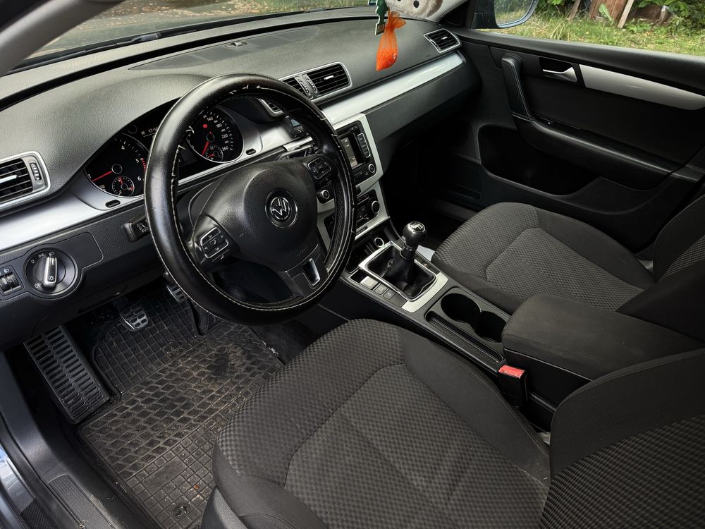 VW PASSAT B7 *1.6tdi *105KM *6biegów *2011