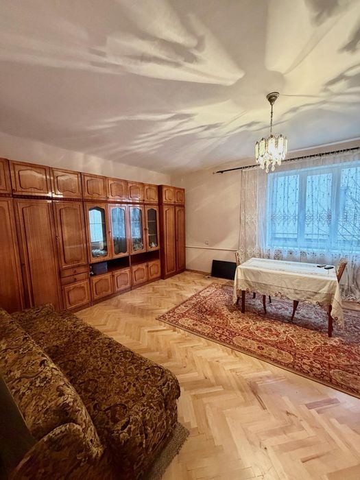 Оренда напівособняка по вул. Укр.Декабристів