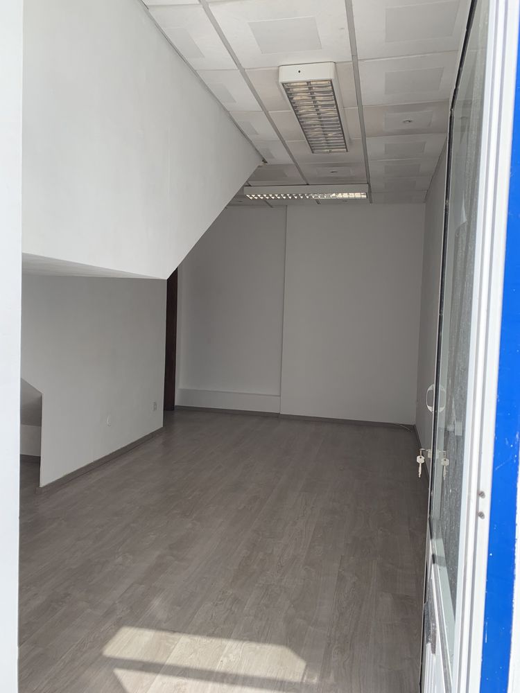 Arrnda-se loja em Aveiro